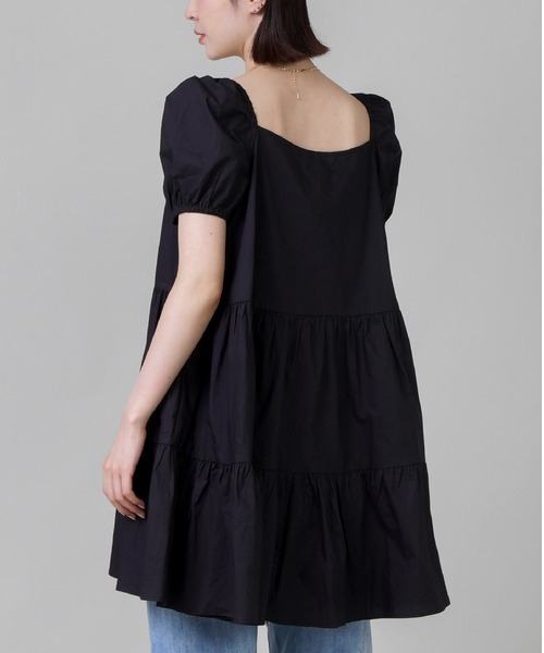 SPINNS（スピンズ）の「スクエアネックティアードワンピース（ワンピース・レディース・ホワイト/ブラック/パープル・ONESIZE）」の8枚目の写真