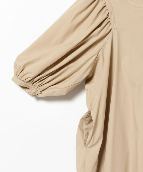 Ray BEAMS（レイビームス）の「Ray BEAMS / バック ギャザー パフスリーブ ワンピース（ワンピース・レディース・ブラック/ベージュ/バイオレット・ONE SIZE）」の13枚目の写真