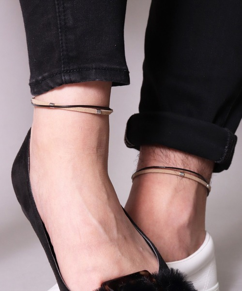 BAYBLO（ベイブロ）の「(BB)【ユニセックス】【フェイクレザー】2連 重ね付け見え アンクレット（アンクレット・メンズ・ネイビー/ブラウン/レッド/ターコイズブルー/ブラック/ベージュ・FREE）」の3枚目の写真
