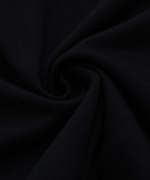 FILA(フィラ)の「【FILA/フィラ】WEB限定 筆記体刺繍 ビックシルエット ロングスリーブTシャツ ロンT(Tシャツ/カットソー・メンズ・ホワイト/ブラック/ブルー系その他/ダークグリーン/ベージュ・LL/M/L/3L)」の9枚目の写真