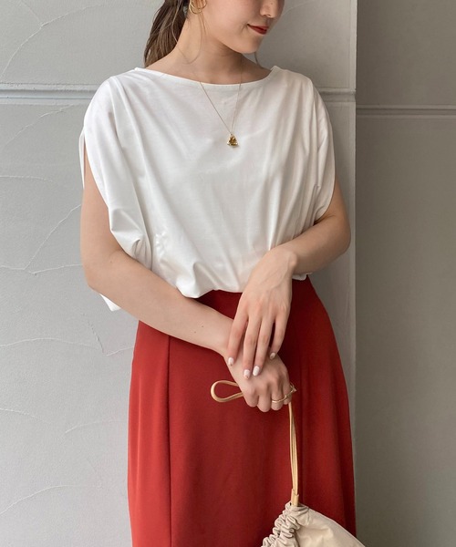 CAPRICIEUX LE'MAGE（カプリシューレマージュ）の「スリットフレンチTシャツ（Tシャツ/カットソー・レディース・ブラック/オフホワイト/グリーン・FREE）」の18枚目の写真