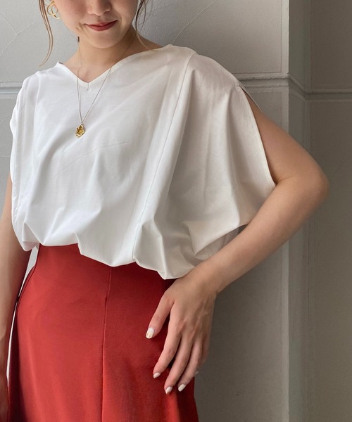 CAPRICIEUX LE'MAGE（カプリシューレマージュ）の「スリットフレンチTシャツ（Tシャツ/カットソー・レディース・ブラック/オフホワイト/グリーン・FREE）」の20枚目の写真