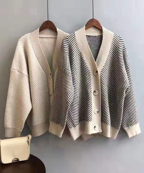 Jewelobe（ジュエローブ）の「ヘリンボーンオーバーカーディガン（カーディガン/ボレロ・レディース・ベージュ/ブラック・FREE）」の11枚目の写真