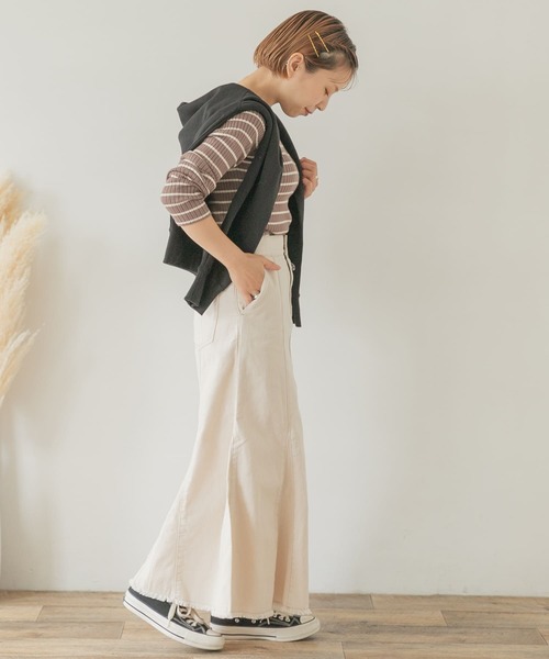 ITEMS URBANRESEARCH(アイテムズ アーバンリサーチ)の「デニムマーメイドスカート(デニムスカート・レディース・アイボリー/ブラック・FREE)」の13枚目の写真