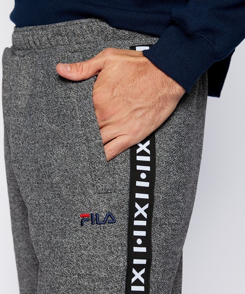 FILA(フィラ)の「【FILA / フィラ】保温 UVカット 裏起毛テーパードパンツ(スラックス・メンズ・ブラック/杢グレー/ネイビー・MEDIUM/LARGE/X-LARGE)」の19枚目の写真