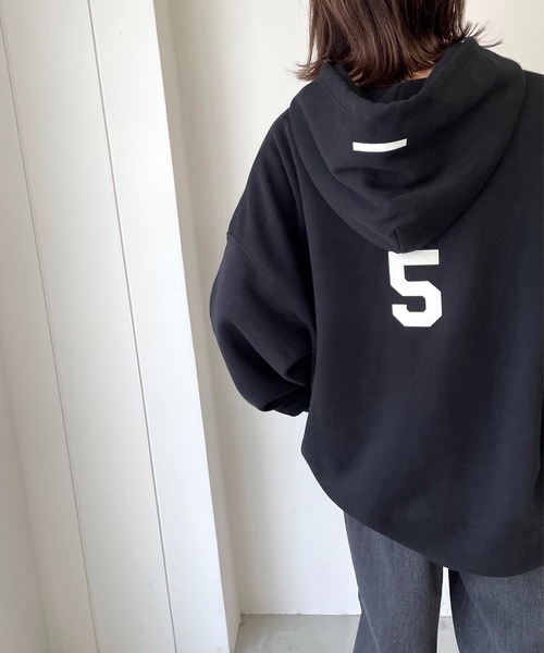 CANAL JEAN（キャナルジーン）の「1975 TOKYO(1975 トーキョー) "TEAM5"Hoodie裏起毛トレーナー（パーカー・レディース・ホワイト/アッシュグレー/ブラック/パープル・LARGE/X-LARGE）」の7枚目の写真