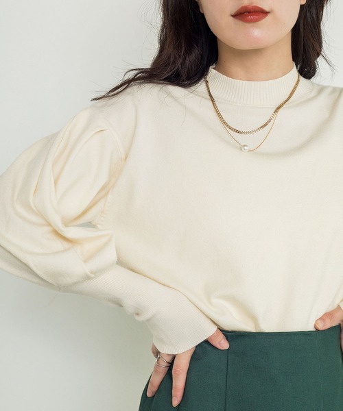 w closet（ダブルクローゼット）の「12G天竺パフショルハイネックプルオーバー（ニット/セーター・レディース・ホワイト/ブラック/グリーン・FREE）」の8枚目の写真