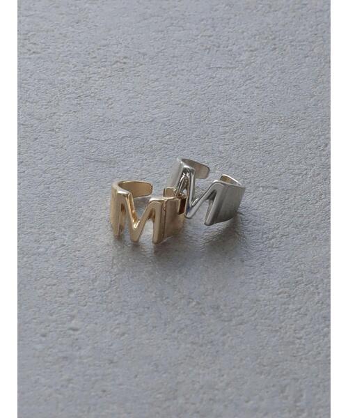 AMERICAN HOLIC（アメリカンホリック）の「イニシャルリングM（リング・レディース・シルバー/ゴールド・FREE）」の3枚目の写真