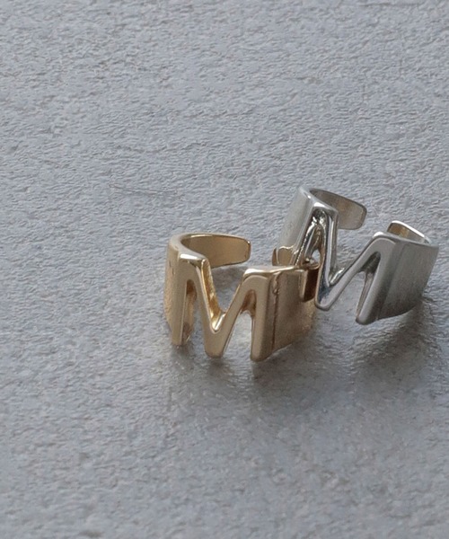 AMERICAN HOLIC（アメリカンホリック）の「イニシャルリングM（リング・レディース・シルバー/ゴールド・FREE）」の2枚目の写真