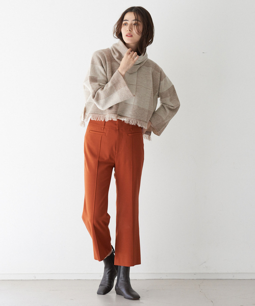 qualite(カリテ)の「チェックジャガードショートニット◇セットアップ対応※スヌード付き(ニット/セーター・レディース・ベージュ/ブラック・フリー)」の10枚目の写真