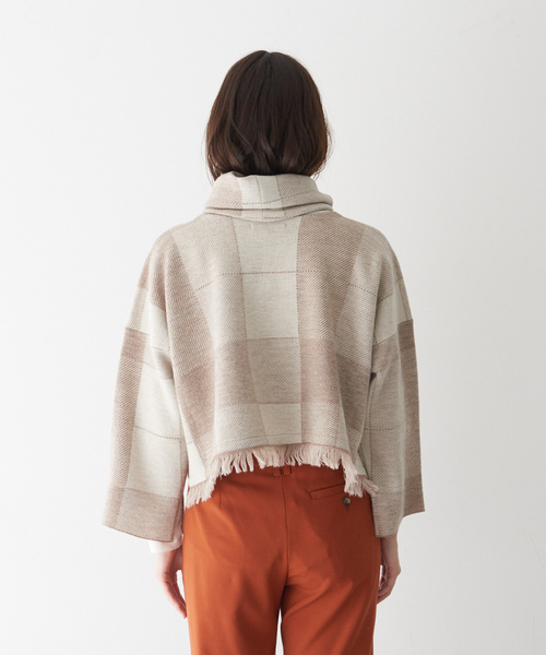 qualite(カリテ)の「チェックジャガードショートニット◇セットアップ対応※スヌード付き(ニット/セーター・レディース・ベージュ/ブラック・フリー)」の15枚目の写真