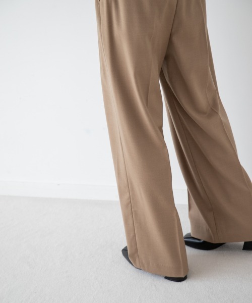 yuw（ユウ）の「WIDE TROUSER　235876（その他パンツ・レディース・ブラック/ブラウン/ブルー・LARGE/MEDIUM）」の9枚目の写真