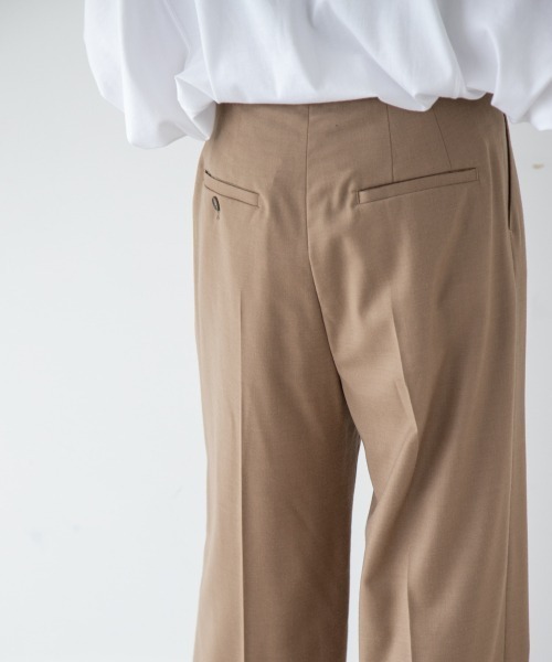 yuw（ユウ）の「WIDE TROUSER　235876（その他パンツ・レディース・ブラック/ブラウン/ブルー・LARGE/MEDIUM）」の10枚目の写真