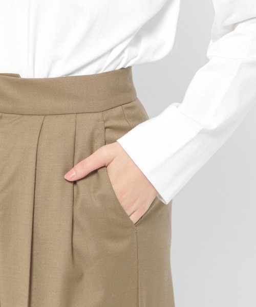 yuw（ユウ）の「WIDE TROUSER　235876（その他パンツ・レディース・ブラック/ブラウン/ブルー・LARGE/MEDIUM）」の17枚目の写真