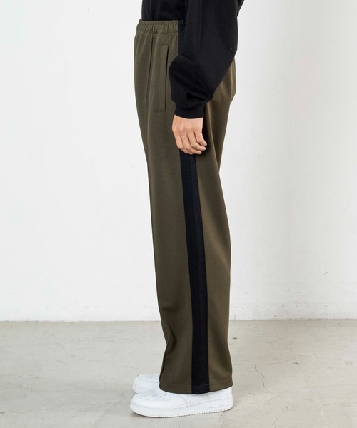 WEGO（ウィゴー）の「WEGO/ライントラックパンツ（スウェットパンツ・メンズ・ネイビー/カーキ/パープル/ベージュ/ブラック・LARGE/MEDIUM）」の8枚目の写真