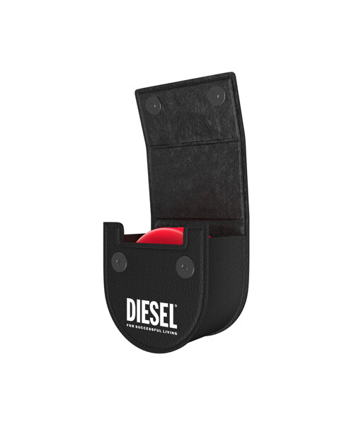 DIESEL（ディーゼル）の「ユニセックス トゥルーワイヤレスイヤホンケース Diesel Leather Tech Chain TWS Case FW21 for Universal black/white（ヘッドフォン/イヤホン・メンズ・その他・UNI）」の3枚目の写真