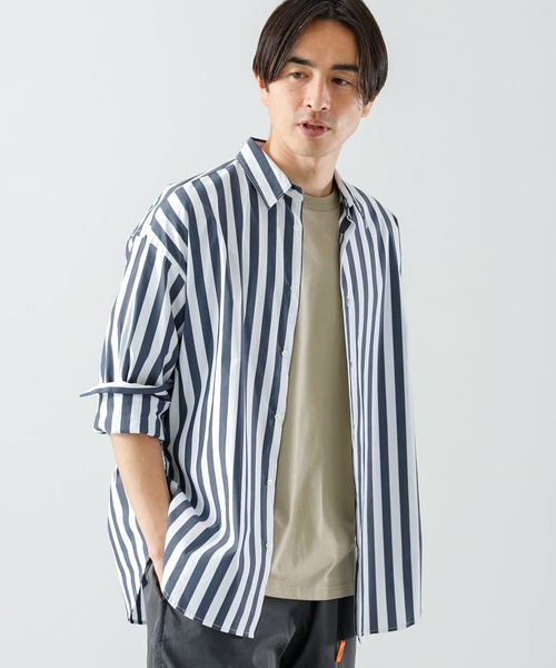 URBAN RESEARCH ROSSO MEN（アーバンリサーチロッソメン）の「『XLサイズあり』リラックスビッグストライプシャツ（シャツ/ブラウス・メンズ・ブルー/ネイビー・MEDIUM/LARGE/SMALL/X-LARGE）」の5枚目の写真