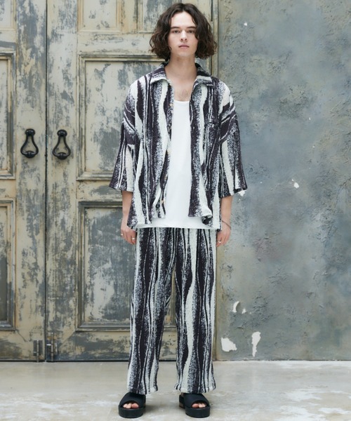 CASPER JOHN（キャスパージョン）の「Graphic pleats shirts/グラフィックプリーツシャツ（シャツ/ブラウス・メンズ・ベージュ/ホワイト×ブラック・SMALL/MEDIUM/LARGE）」の18枚目の写真