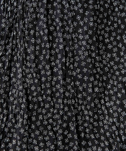 PUAL CE CIN（ピュアルセシン）の「クリンクル加工小花柄スカート（スカート・レディース・ホワイト/ブラック・FREE）」の6枚目の写真