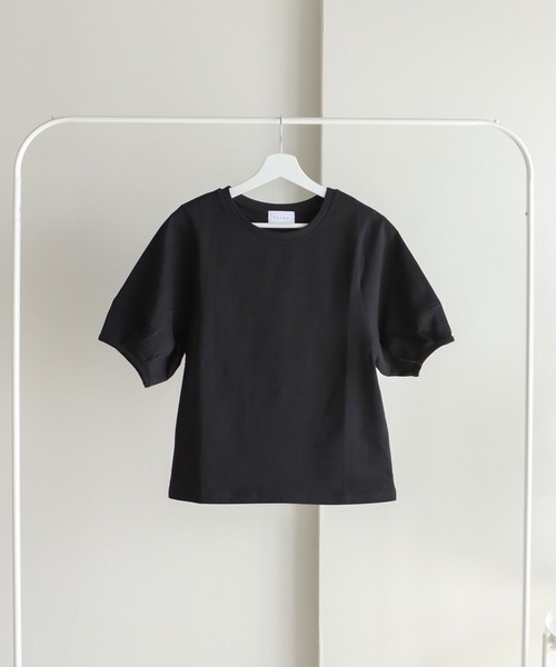 COURO(コウロ)の「ヘビーウェイトパフスリーブTシャツ(Tシャツ/カットソー・レディース・モカ/チャコールグレー/ブラック/アイボリー/グリーン・FREE)」の18枚目の写真
