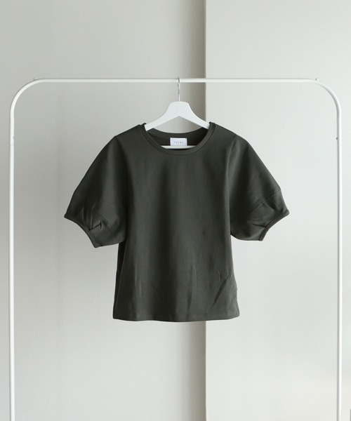 COURO(コウロ)の「ヘビーウェイトパフスリーブTシャツ(Tシャツ/カットソー・レディース・モカ/チャコールグレー/ブラック/アイボリー/グリーン・FREE)」の19枚目の写真