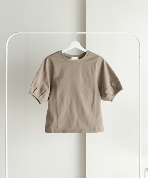 COURO(コウロ)の「ヘビーウェイトパフスリーブTシャツ(Tシャツ/カットソー・レディース・モカ/チャコールグレー/ブラック/アイボリー/グリーン・FREE)」の20枚目の写真