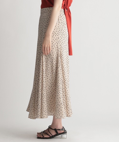 Andemiu（アンデミュウ）の「ドットマーメイドスカート 294331（スカート・レディース・ベージュ/ブラック・FREE）」の11枚目の写真
