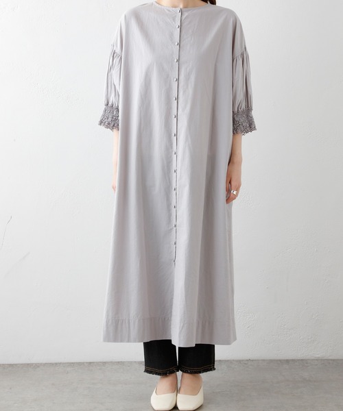 PUAL CE CIN（ピュアルセシン）の「袖レースシャーリングワンピース（ワンピース・レディース・ブラック/サックスブルー/グレイッシュベージュ・FREE）」の22枚目の写真