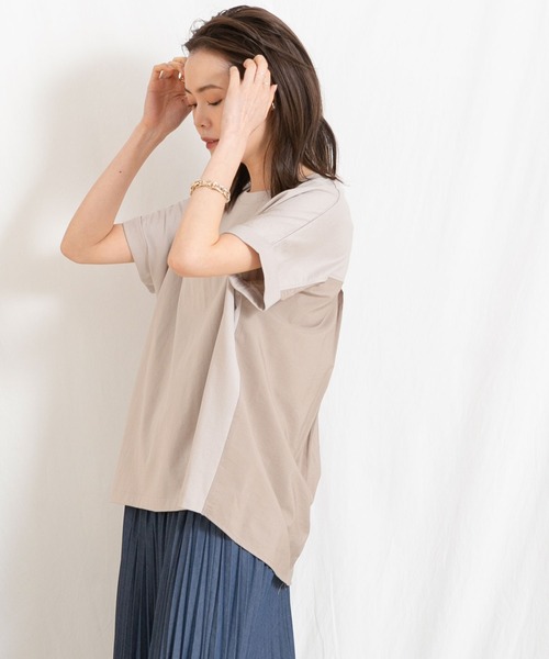 Gready Brilliant（グレディブリリアン）の「後ドッキング袖ロールＴシャツ（Tシャツ/カットソー・レディース・オフホワイト/グレイッシュベージュ・38）」の10枚目の写真