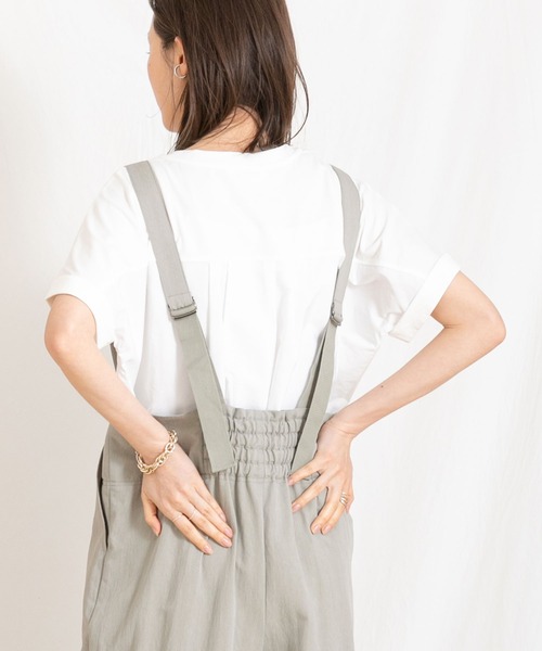 Gready Brilliant（グレディブリリアン）の「後ドッキング袖ロールＴシャツ（Tシャツ/カットソー・レディース・オフホワイト/グレイッシュベージュ・38）」の17枚目の写真