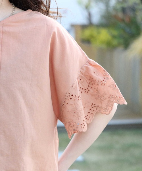 HONEYSUCKLE ROSE（ハニーサックルローズ）の「【HONEYSUCKLE ROSE】袖レース２ＷＡＹブラウス（シャツ/ブラウス・レディース・ホワイト/グリーン/オレンジ・M/L）」の15枚目の写真