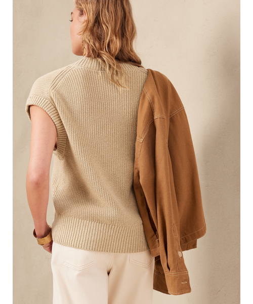 Banana Republic（バナナリパブリック）の「オーバーサイズ セーターベスト（ベスト・レディース・ネイビー/ベージュ系その他/ホワイト・M/L/XS/S）」の6枚目の写真