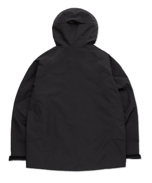 LMCの「【LMC】ACTIVE GEAR 3L WP SHIELD JACKET / エルエムシー アクティブ ギア ３L WP シールド ジャケット（マウンテンパーカー・メンズ・ブラック/グレー・1/2）」の10枚目の写真