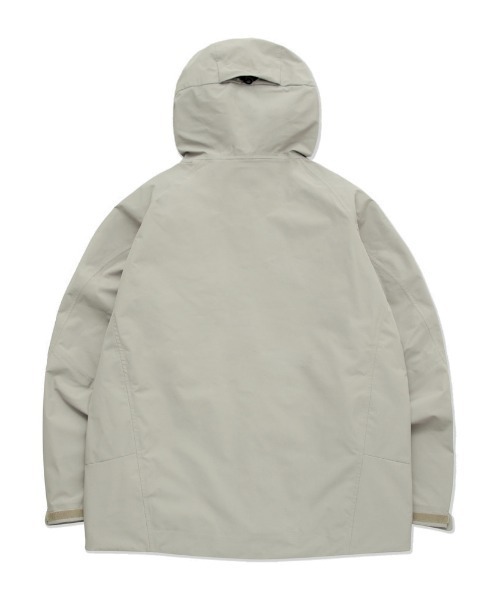 LMCの「【LMC】ACTIVE GEAR 3L WP SHIELD JACKET / エルエムシー アクティブ ギア ３L WP シールド ジャケット（マウンテンパーカー・メンズ・ブラック/グレー・1/2）」の18枚目の写真
