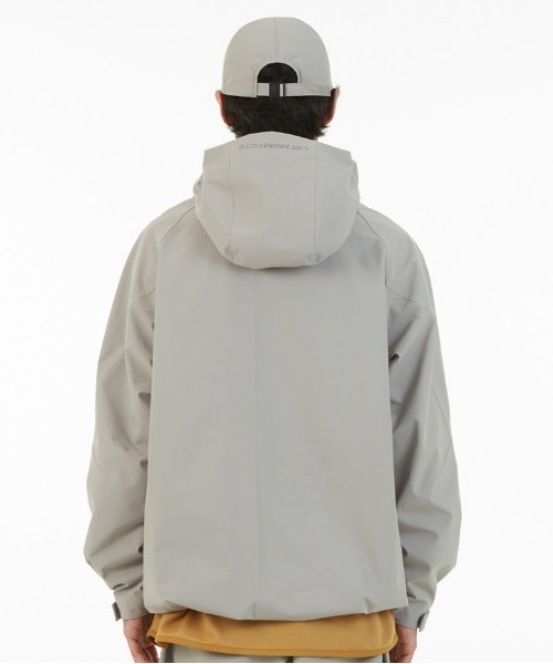 LMCの「【LMC】ACTIVE GEAR 3L WP SHIELD JACKET / エルエムシー アクティブ ギア ３L WP シールド ジャケット（マウンテンパーカー・メンズ・ブラック/グレー・1/2）」の15枚目の写真