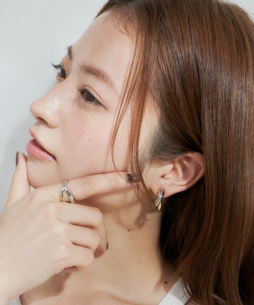 VANNIE U(ヴァニーユー)の「bi twist pierce(ピアス(両耳用)・レディース・その他・FREE)」の8枚目の写真