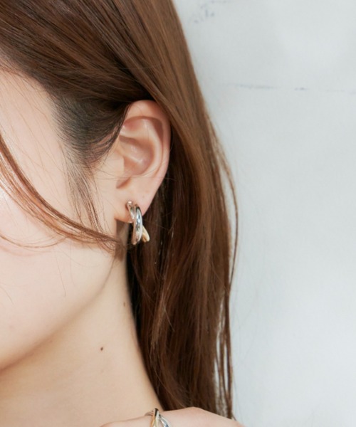 VANNIE U(ヴァニーユー)の「bi twist pierce(ピアス(両耳用)・レディース・その他・FREE)」の2枚目の写真