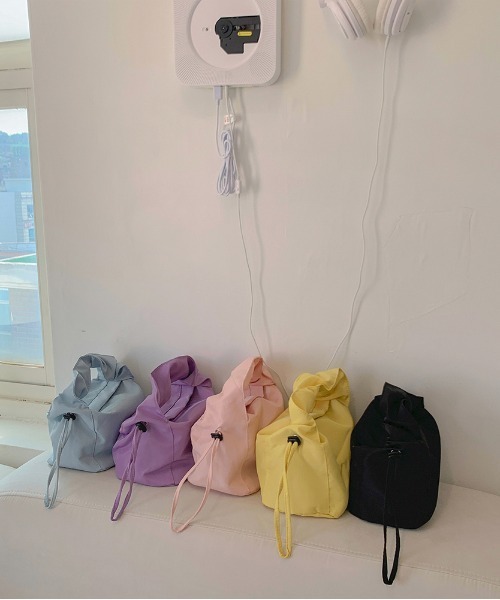 cream creme（クリームクレーム）の「シャーリング ストリング ミニ トッドバック（トートバッグ・レディース・ブラック/パープル/ピンク/イエロー/ブルー/アイボリー・FREE）」の9枚目の写真