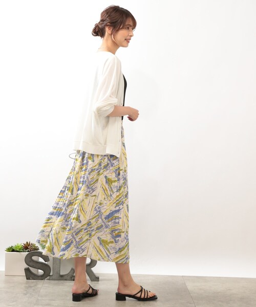 DRESKIP（ドレスキップ）の「◆【洗える】Vネックドルマンカーディガン（カーディガン/ボレロ・レディース・ブラック/オフホワイト/オレンジ/グリーン・02/03）」の11枚目の写真