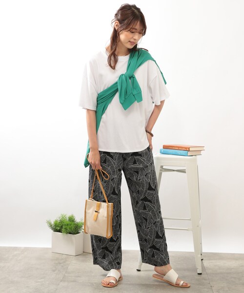 DRESKIP（ドレスキップ）の「◆【洗える】Vネックドルマンカーディガン（カーディガン/ボレロ・レディース・ブラック/オフホワイト/オレンジ/グリーン・02/03）」の8枚目の写真