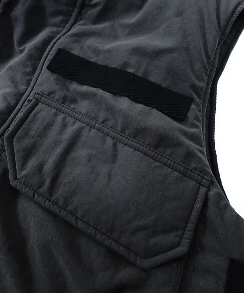 EGO TRIPPING（エゴトリッピング）の「mcg3090-M69 BODYARMOUR VEST ベスト（ベスト・メンズ・ベージュ/ブラック・46/48）」の10枚目の写真