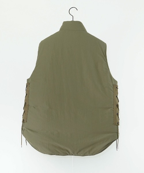 EGO TRIPPING（エゴトリッピング）の「mcg3090-M69 BODYARMOUR VEST ベスト（ベスト・メンズ・ベージュ/ブラック・46/48）」の17枚目の写真