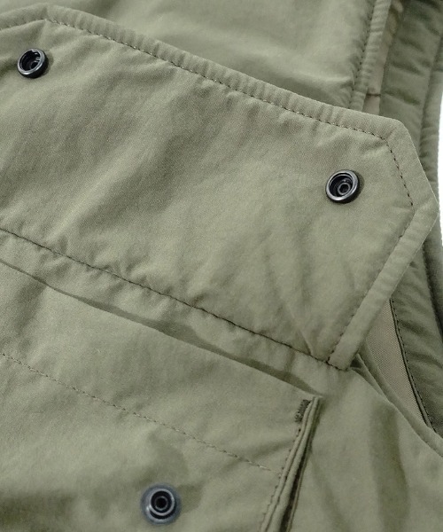 EGO TRIPPING（エゴトリッピング）の「mcg3090-M69 BODYARMOUR VEST ベスト（ベスト・メンズ・ベージュ/ブラック・46/48）」の8枚目の写真