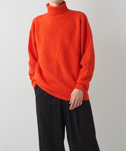 Lui's(ルイス)の「アーガイル柄タートルニット(ニット/セーター・メンズ・アイボリー/ブラック/グリーン/オレンジ・SMALL/MEDIUM)」の4枚目の写真