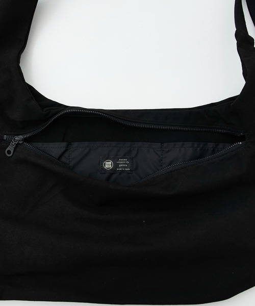 yorozu（ヨロズ）の「EX.変形Wタスキショルダー（ショルダーバッグ