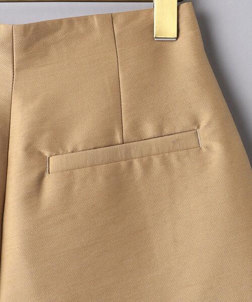 UNITED ARROWS(ユナイテッドアローズ)の「P/W タック ショートパンツ(その他パンツ・レディース・ブラック/ベージュ・36/38)」の17枚目の写真