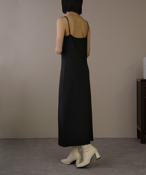IAMUSE（アイアミューズ）の「バックオープンキャミワンピース S0804【IAMUSE】（ワンピース・レディース・ブラック・FREE）」の3枚目の写真