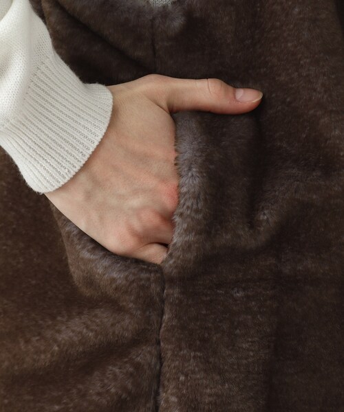 tk.TAKEO KIKUCHI（ティーケータケオキクチ）の「◆MATAGIファーベスト（ベスト・メンズ・サンドベージュ/ブラウン系・88）」の9枚目の写真