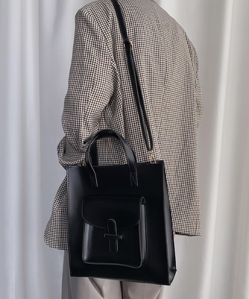 ARULE（アルール）の「『ARULE/アルール』2WAYレザーライクバッグ【Y】【CN】（ショルダーバッグ・レディース・ブラック/ブラウン・FREE）」の5枚目の写真