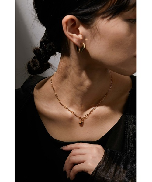 ear PAPILLONNER（イアパピヨネ）の「ロックハートネックレス（ネックレス・レディース・シルバー/ゴールド・FREE）」の9枚目の写真